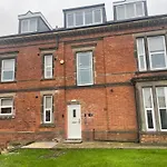 Luxury Central Derby Apartment
